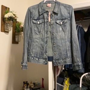 New with out tags Laurie Felt classic Denim Jacket